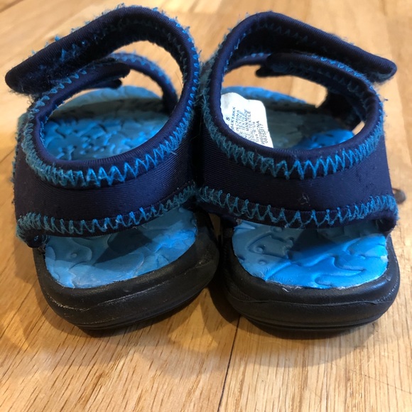 Navy Play Sandals/Water Shoes - Toddler/Baby - Picture 3 of 6